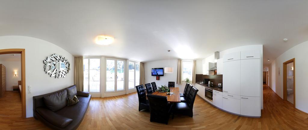 Apart Mountain Lodge Mayrhofen Quarto foto