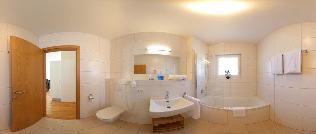 Apart Mountain Lodge Mayrhofen Quarto foto