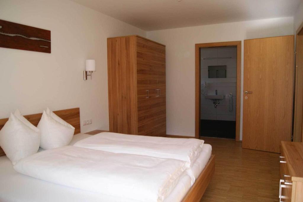 Apart Mountain Lodge Mayrhofen Quarto foto